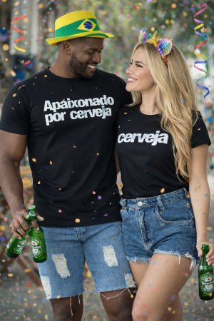 kit-com-2-camisetas-casal-apaixonado-por-cerveja-e-cerveja-novas-cores-2