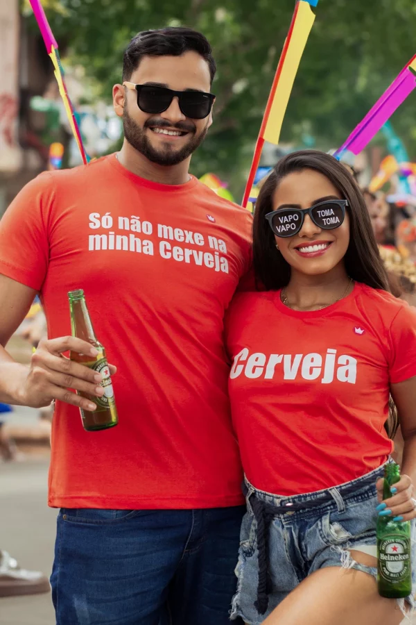 KIT COM 2 CAMISETAS SÓ NÃO MEXE NA MINHA CERVEJA